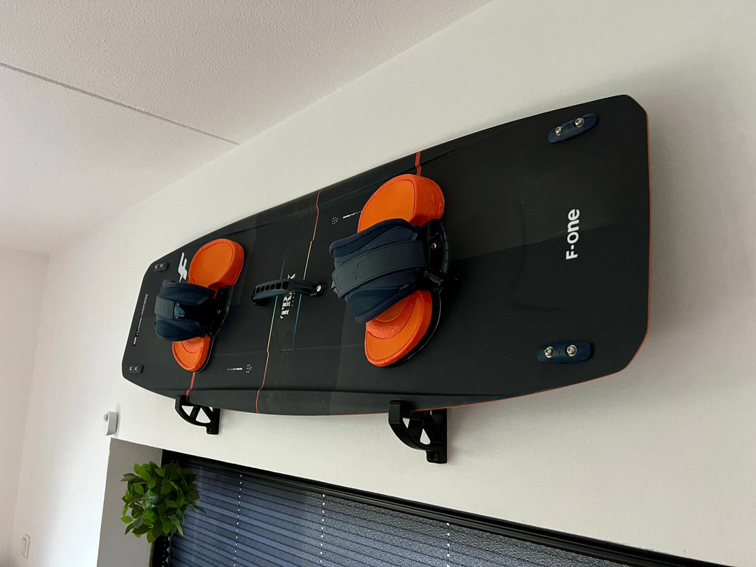 How to install the board hanger